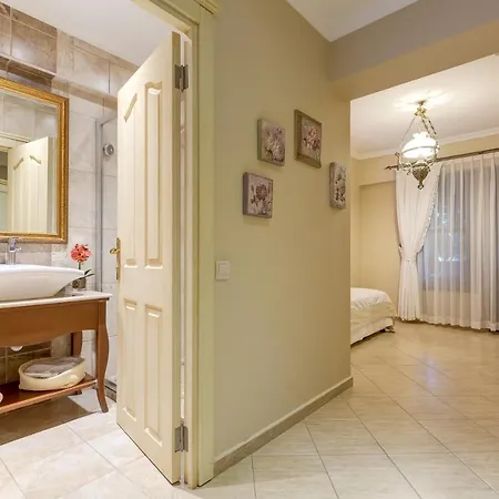 Luna Begonvil Tas Evler Otel